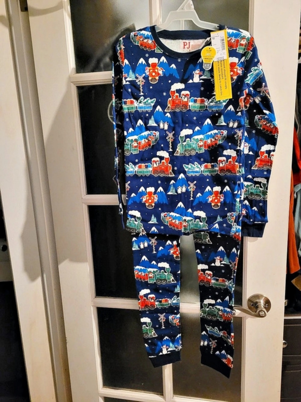 PJ Place Glow in the Dark Christmas Train Pajama Set 12 NWT